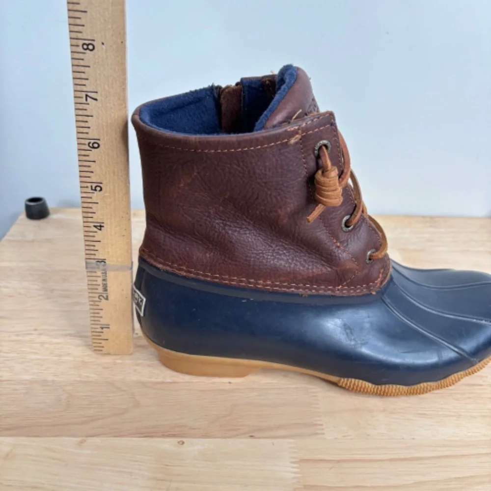 Sperry Saltwater Duck Boot 8 Navy Blue Waterproof Brown Leather Side Zip Lace Up
